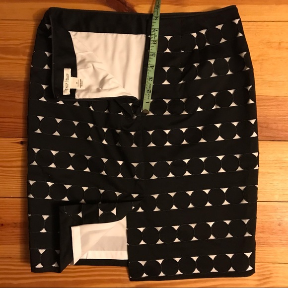 WHBM Black White Polka Dot Pencil Skirt, EUC, 8 - Picture 12 of 12